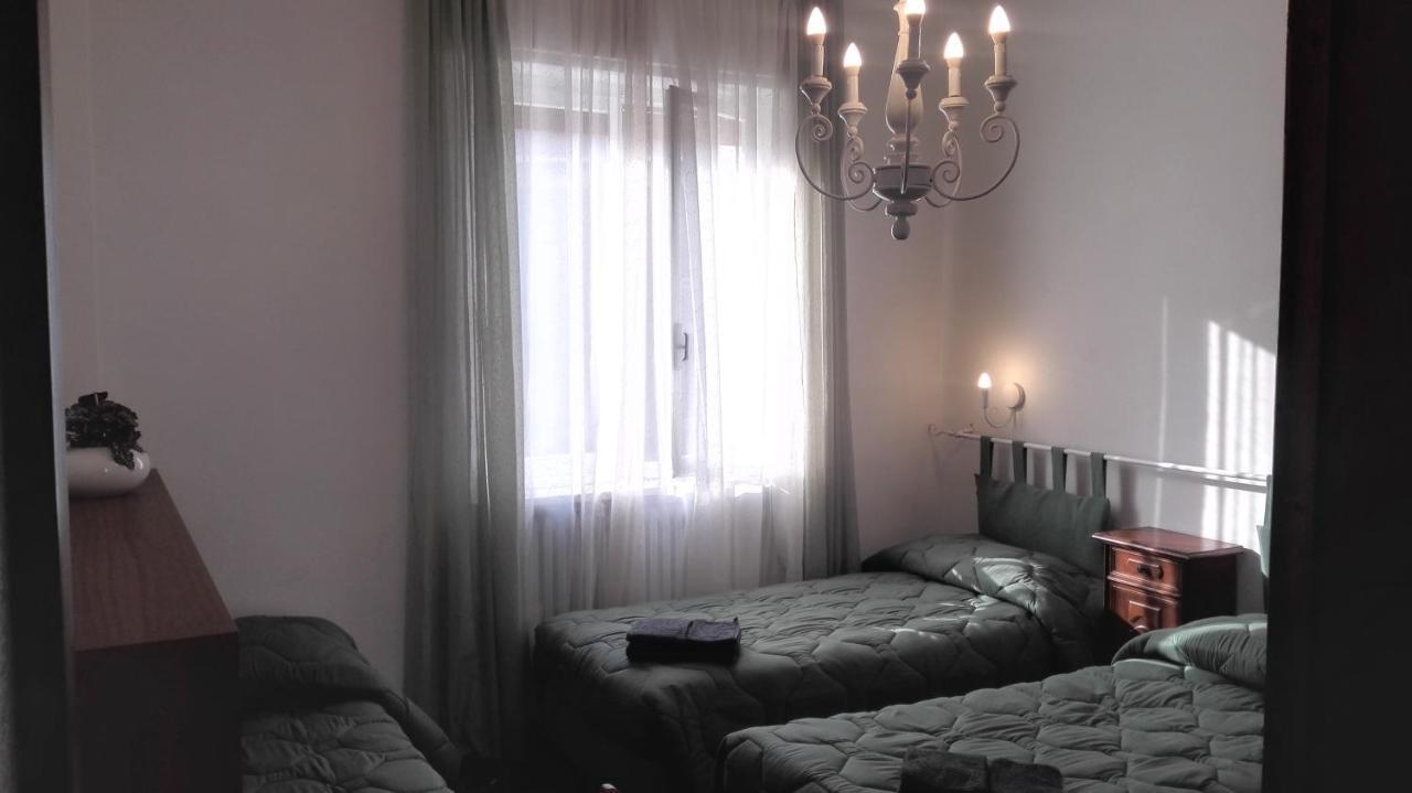Minihouselarissa Diverona Bagian luar foto