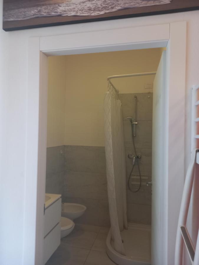 Minihouselarissa Diverona Bagian luar foto
